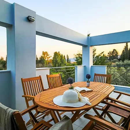 Paloma Mansion- With Private Pool Embraced By Nature By Mana Gers *