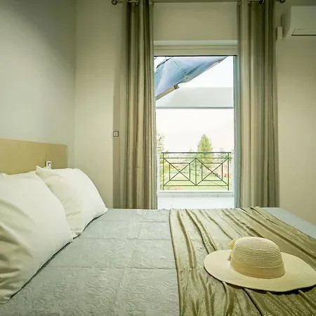 Paloma Mansion- With Private Pool Embraced By Nature By Mana Gers *