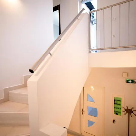 Paloma Mansion- With Private Pool Embraced By Nature By Mana Gers *